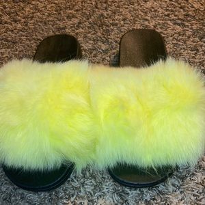 Fox fluffy slippers. All colors are listed